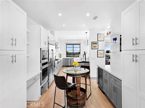 17 Monaco , Newport Beach, CA