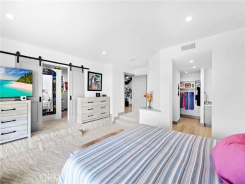 17 Monaco , Newport Beach, CA