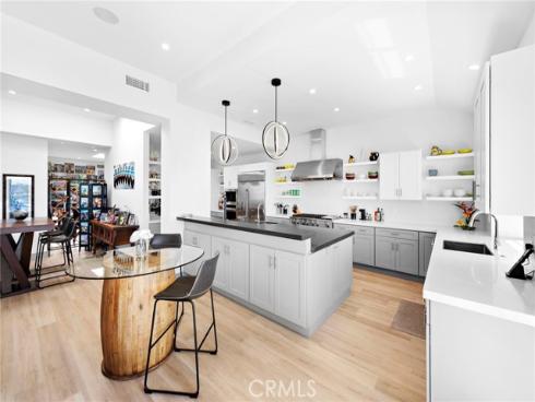 17 Monaco , Newport Beach, CA