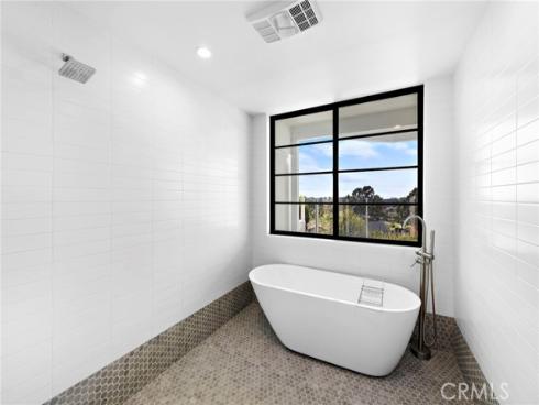 17 Monaco , Newport Beach, CA