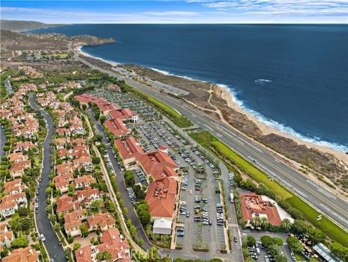 17 Monaco , Newport Beach, CA