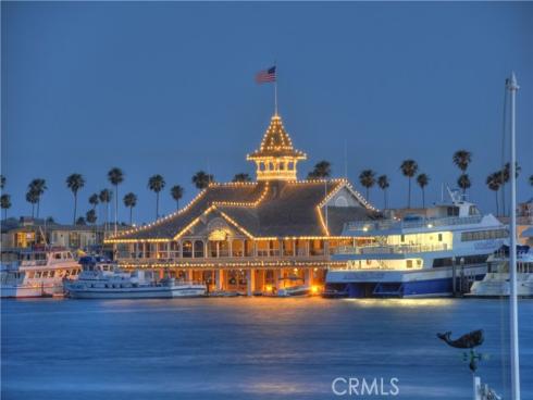 17 Monaco , Newport Beach, CA