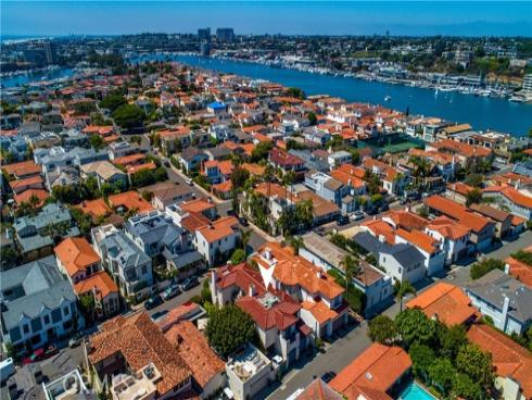 126 Via Koron , Newport Beach, CA