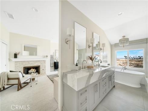 1319 E Balboa Blvd C Boulevard, Newport Beach, CA