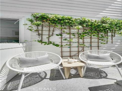 1319 E Balboa Blvd C Boulevard, Newport Beach, CA