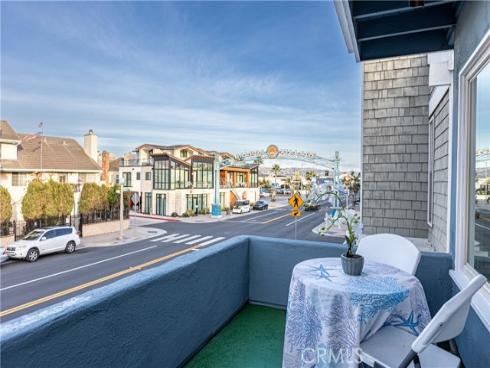 417 E Balboa Boulevard, Newport Beach, CA