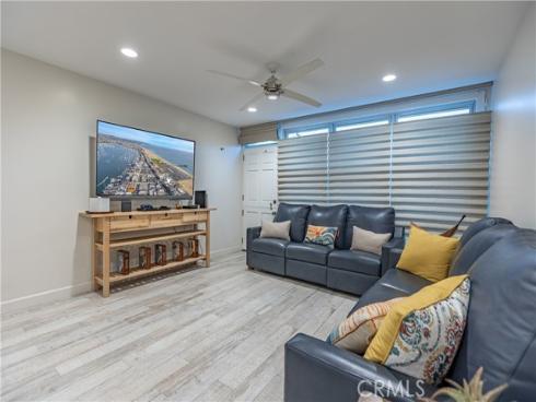 417 E Balboa Boulevard, Newport Beach, CA