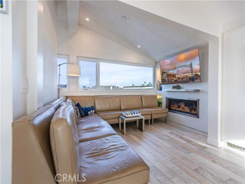 417 E Balboa Boulevard, Newport Beach, CA