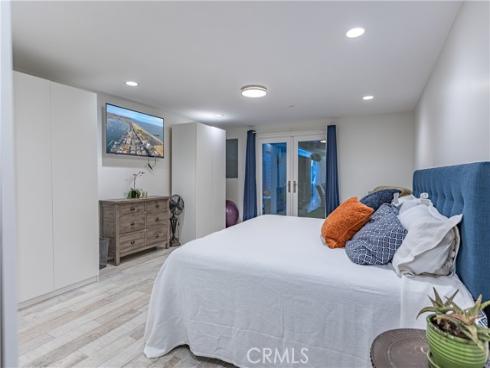 417 E Balboa Boulevard, Newport Beach, CA