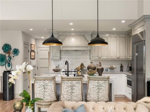 115 E Bay Avenue, Newport Beach, CA