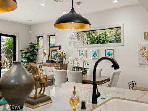 115 E Bay Avenue, Newport Beach, CA