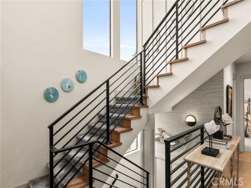 115 E Bay Avenue, Newport Beach, CA