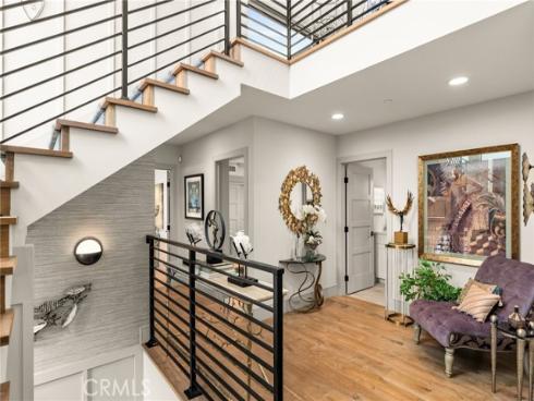 115 E Bay Avenue, Newport Beach, CA