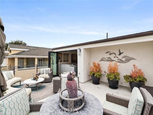 115 E Bay Avenue, Newport Beach, CA