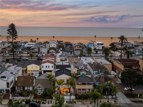 115 E Bay Avenue, Newport Beach, CA
