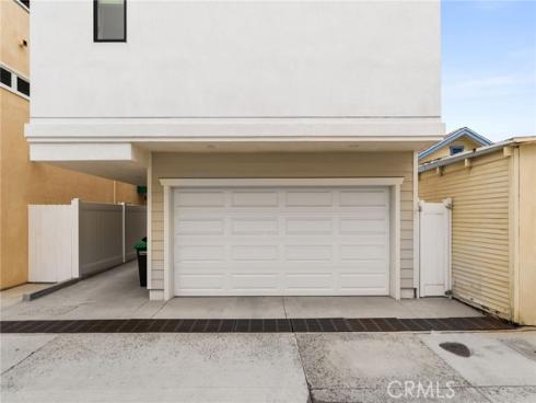 115 E Bay Avenue, Newport Beach, CA