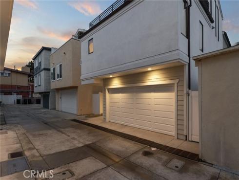 115 E Bay Avenue, Newport Beach, CA