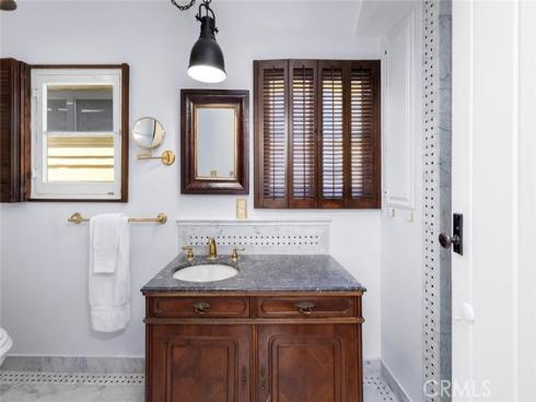 115 Apolena Avenue, Newport Beach, CA