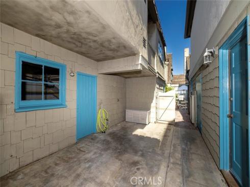 115 Apolena Avenue, Newport Beach, CA