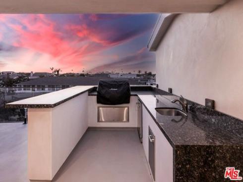 1703  Plaza Del Sur  , Newport Beach, CA