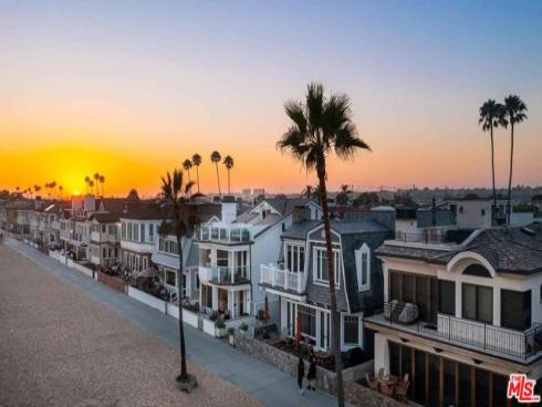 506 W Oceanfront  2 , Newport Beach, CA