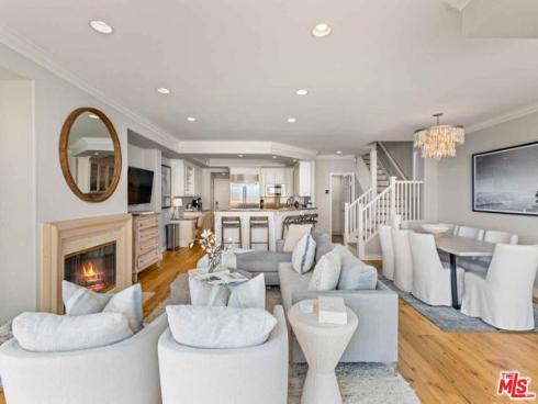 506 W Oceanfront  2 , Newport Beach, CA