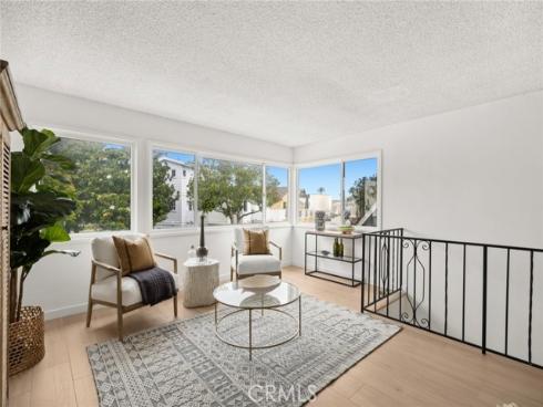 1517 Miramar Drive, Newport Beach, CA