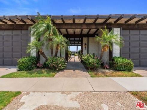 1542 Galaxy Drive, Newport Beach, CA