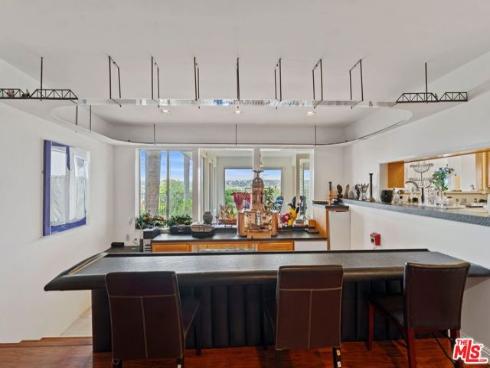 1542 Galaxy Drive, Newport Beach, CA