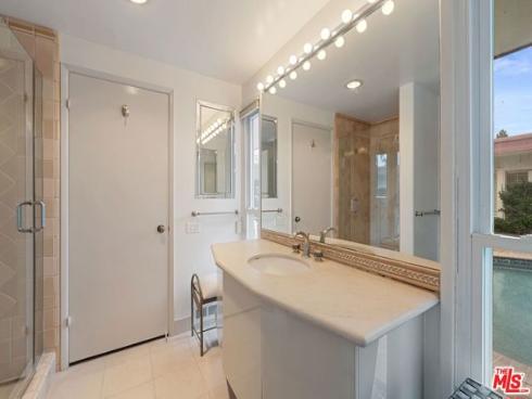 1542 Galaxy Drive, Newport Beach, CA