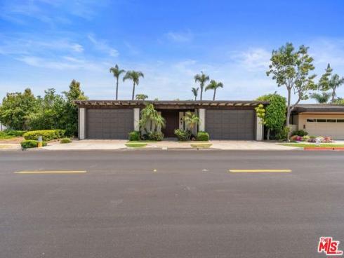 1542 Galaxy Drive, Newport Beach, CA