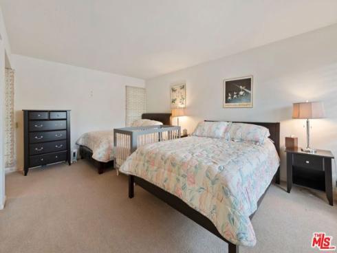 1542 Galaxy Drive, Newport Beach, CA