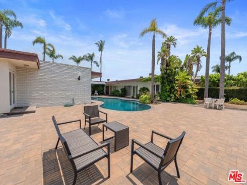 1542 Galaxy Drive, Newport Beach, CA