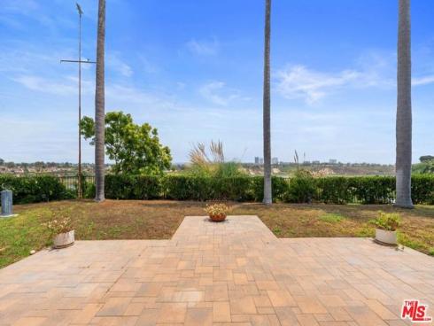 1542 Galaxy Drive, Newport Beach, CA