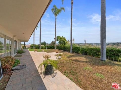1542 Galaxy Drive, Newport Beach, CA