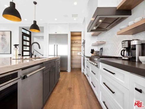 4106 River Avenue, Newport Beach, CA