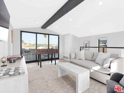 4106 River Avenue, Newport Beach, CA