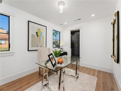 337 Holmwood Drive, Newport Beach, CA