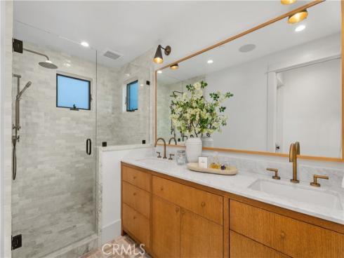 337 Holmwood Drive, Newport Beach, CA