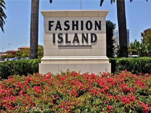 337 Holmwood Drive, Newport Beach, CA