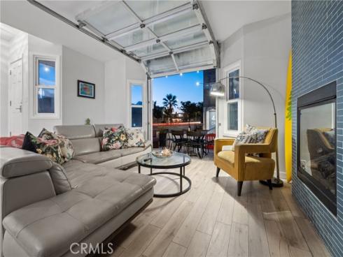 204 44th Street, Newport Beach, CA