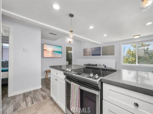 204 44th Street, Newport Beach, CA