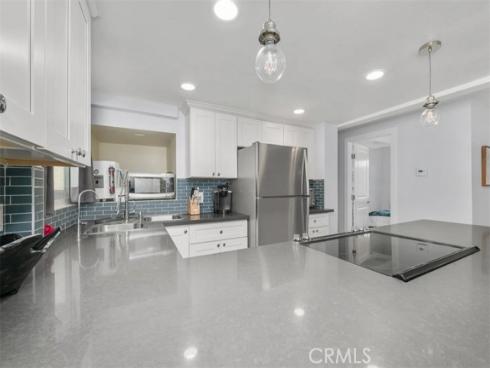 204 44th Street, Newport Beach, CA