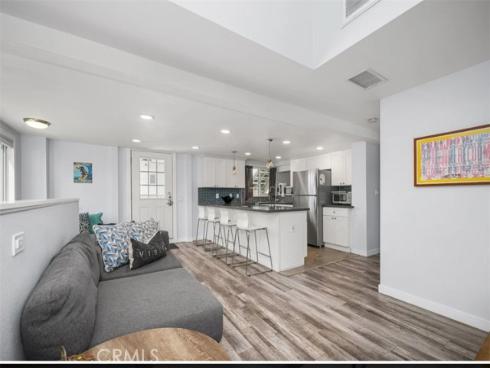 204 44th Street, Newport Beach, CA