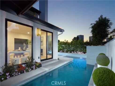 1  Rue Du Parc  , Newport Beach, CA