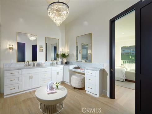 1  Rue Du Parc  , Newport Beach, CA