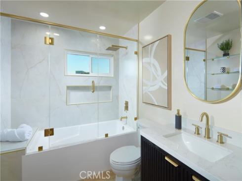 1  Rue Du Parc  , Newport Beach, CA