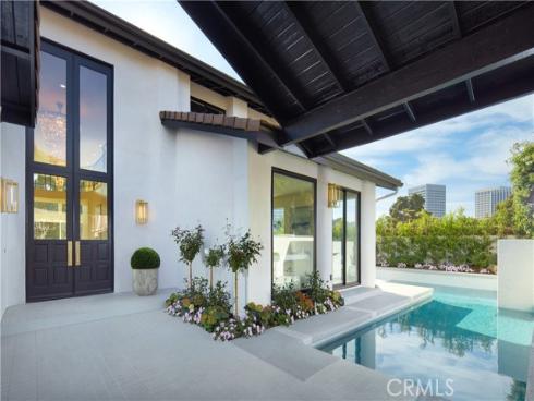 1  Rue Du Parc  , Newport Beach, CA