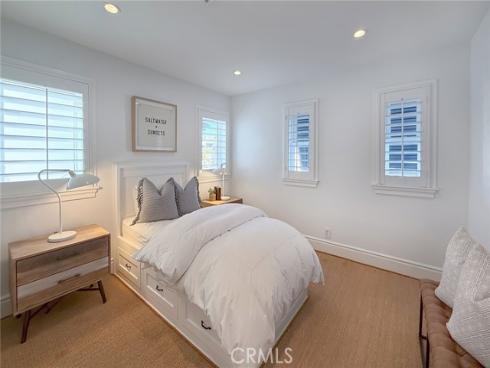 1111 E Balboa Boulevard, Newport Beach, CA