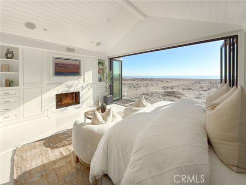 1111 E Balboa Boulevard, Newport Beach, CA